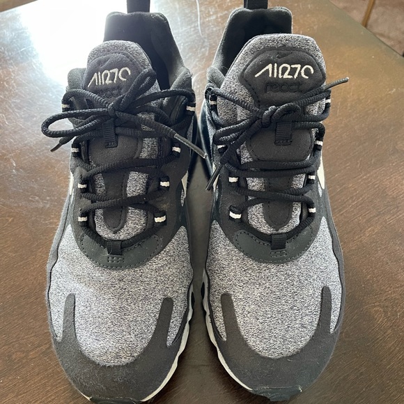 ❗️SOLD❗️Women’s size 7.5 Nike Air Max 270 React - Picture 7 of 11